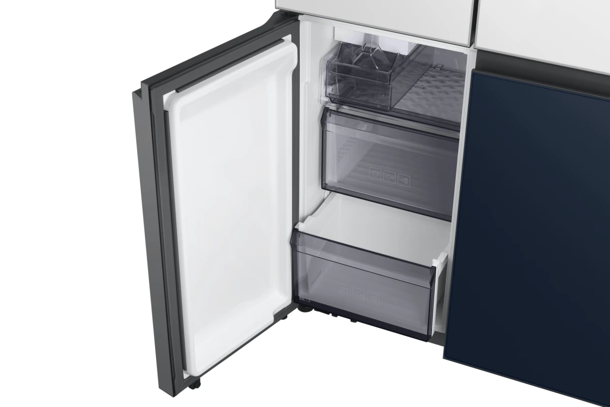 Многодверный холодильник Samsung Bespoke RF9000AZ c Triple Cooling RF60A91R18A/WT