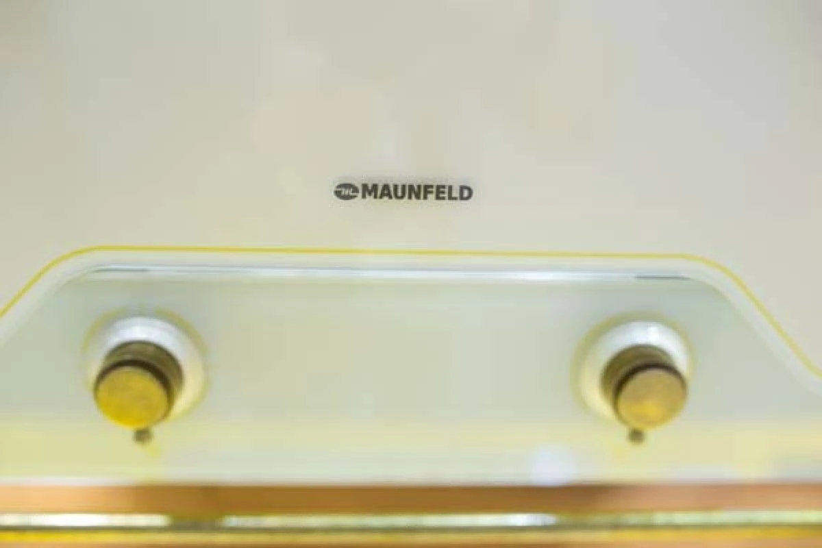 Вытяжка Maunfeld RETRO QUADR 60 бежевое стекло