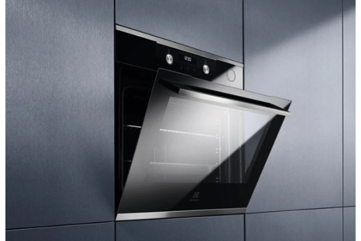 Духовой шкаф Electrolux OKC6P51X