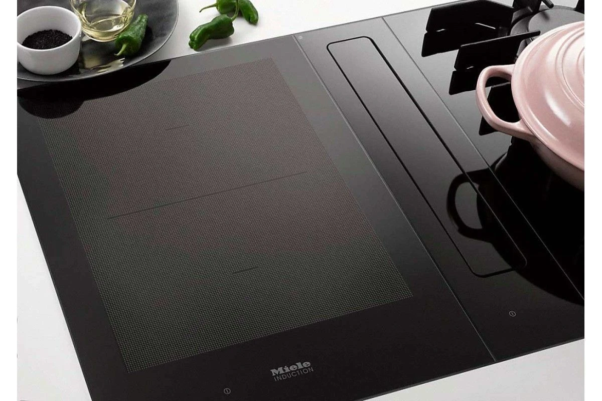 Индукционная варочная панель Miele CS7612FL