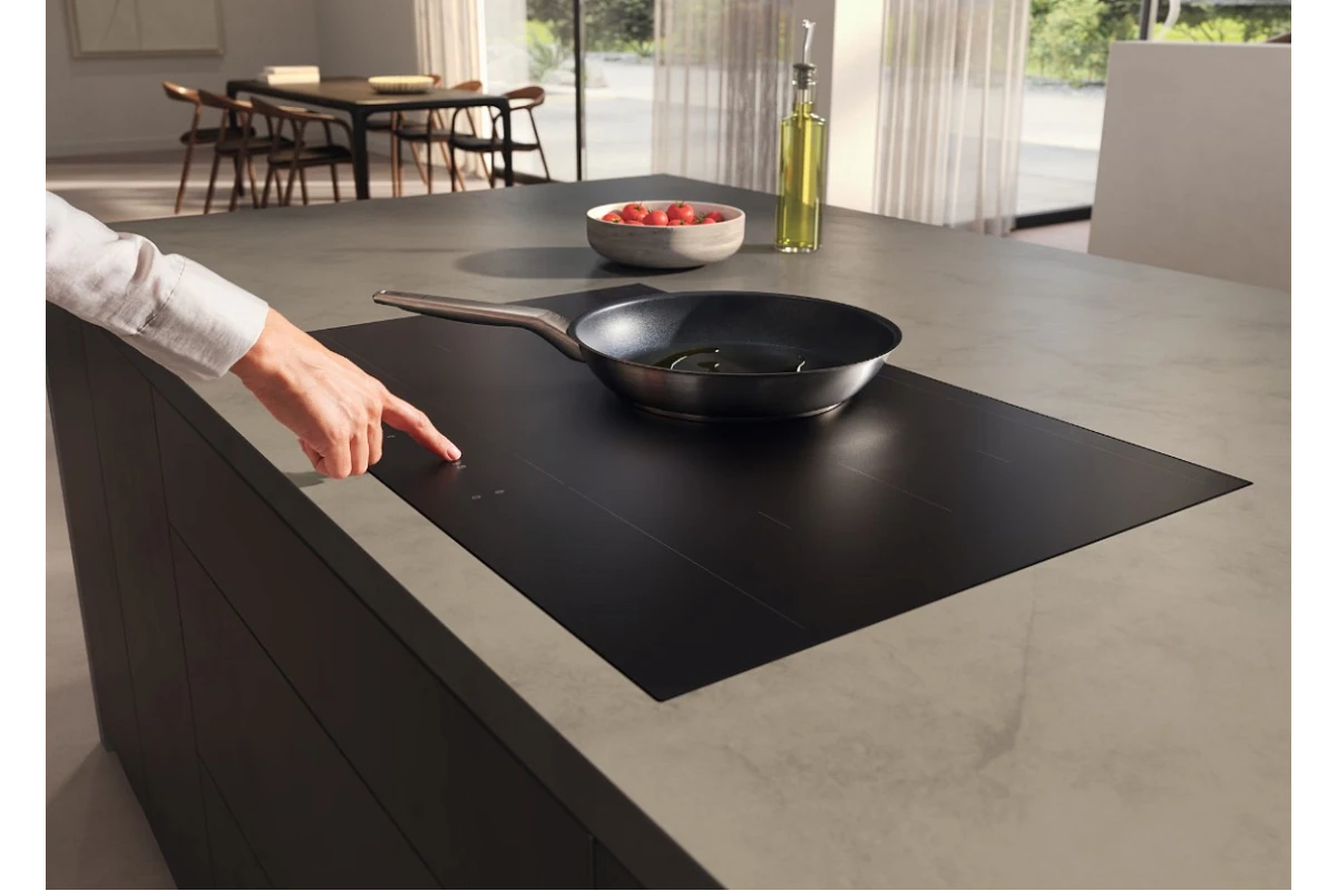 Индукционная варочная панель Miele KM 7576 FL 125 Gala Ed