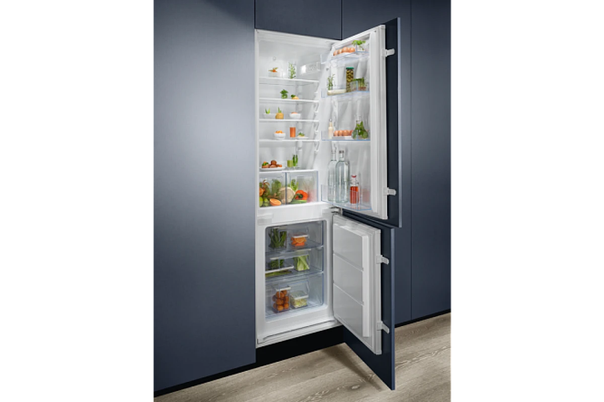 Встраиваемый холодильник Electrolux LNS5LE18S