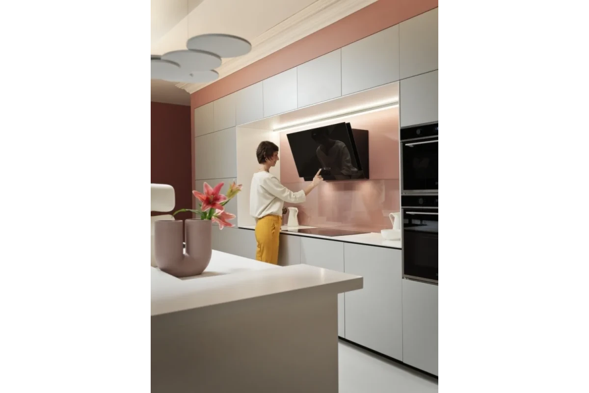 Вытяжка Franke FMA 2.0 PRO 907 BK
