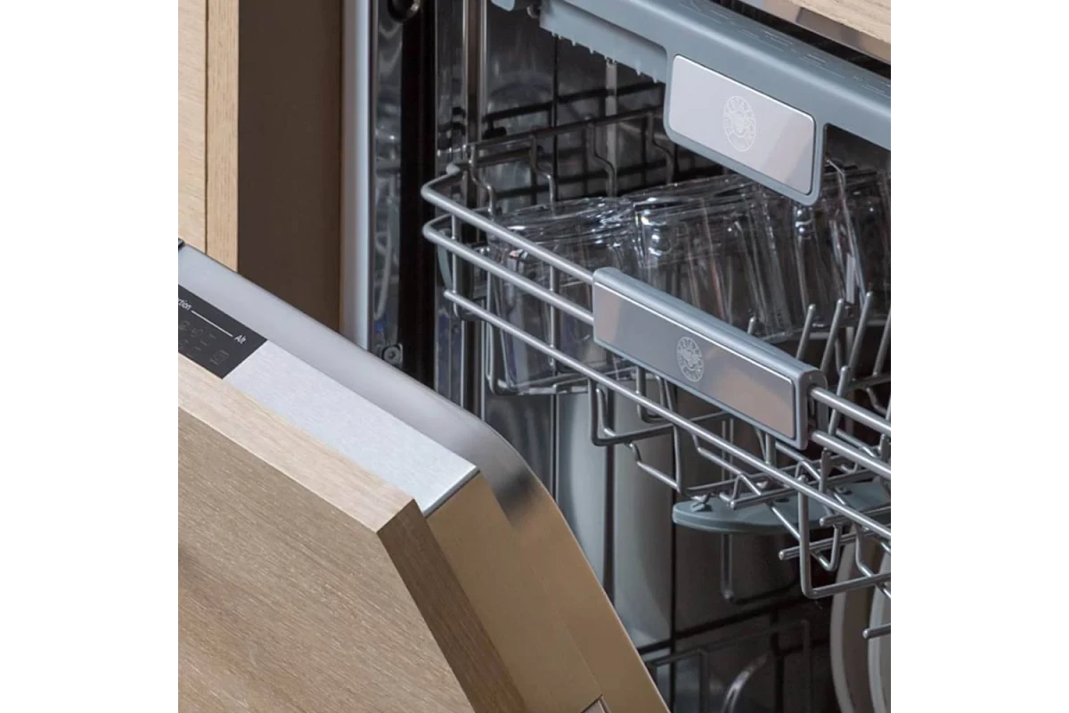 Встраиваемая посудомоечная машина Bertazzoni DW6083PRT стальная
