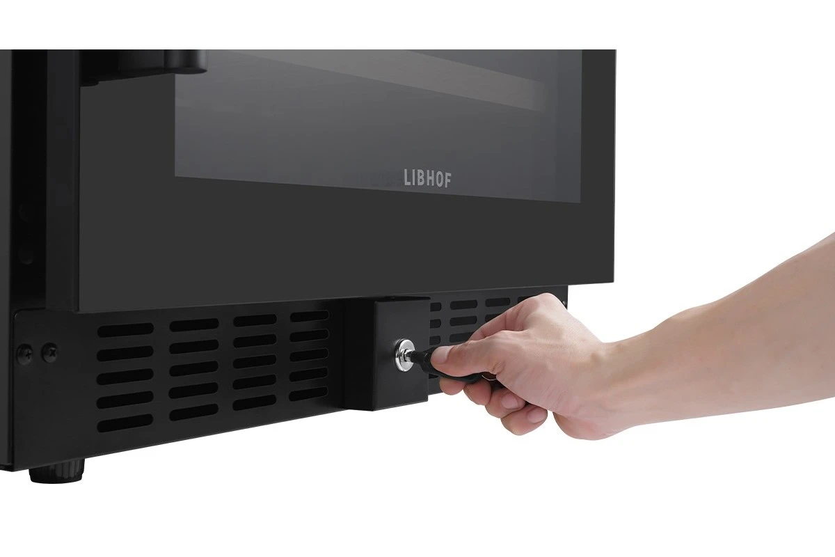 Винный шкаф Libhof Connoisseur CXD-46 Black