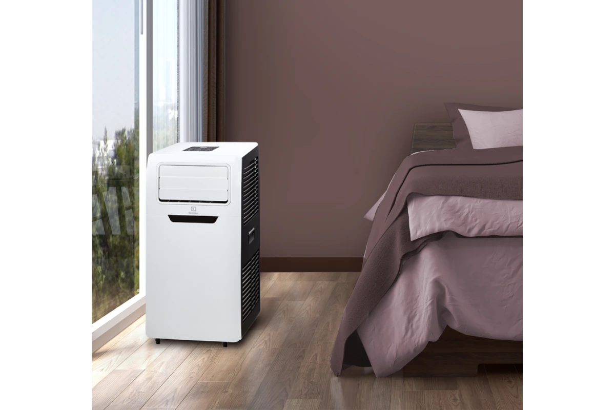 Мобильный кондиционер Electrolux Manhattan EACM-09 FM/N3