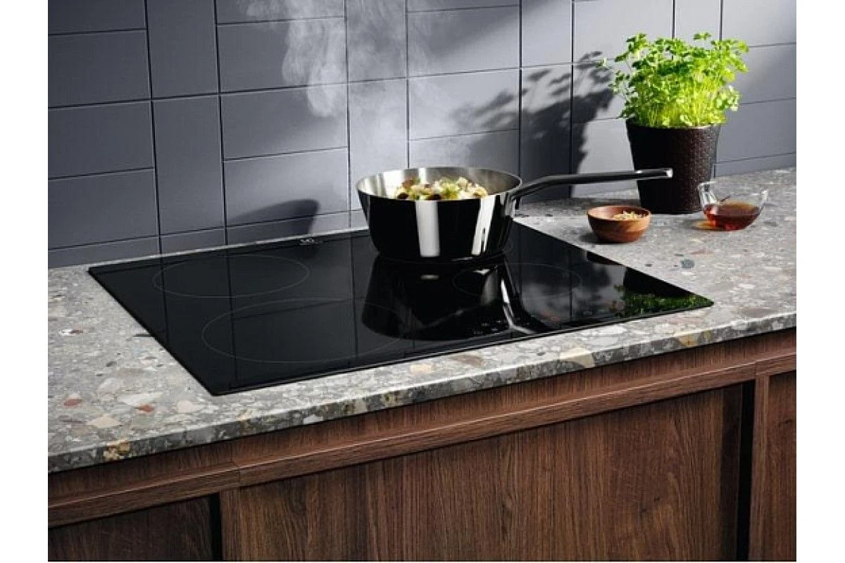 Варочная панель Electrolux CIR60430