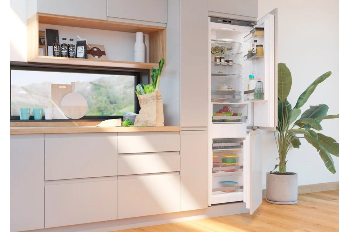 Встраиваемый двухкамерный холодильник Gorenje NRKI4182A1