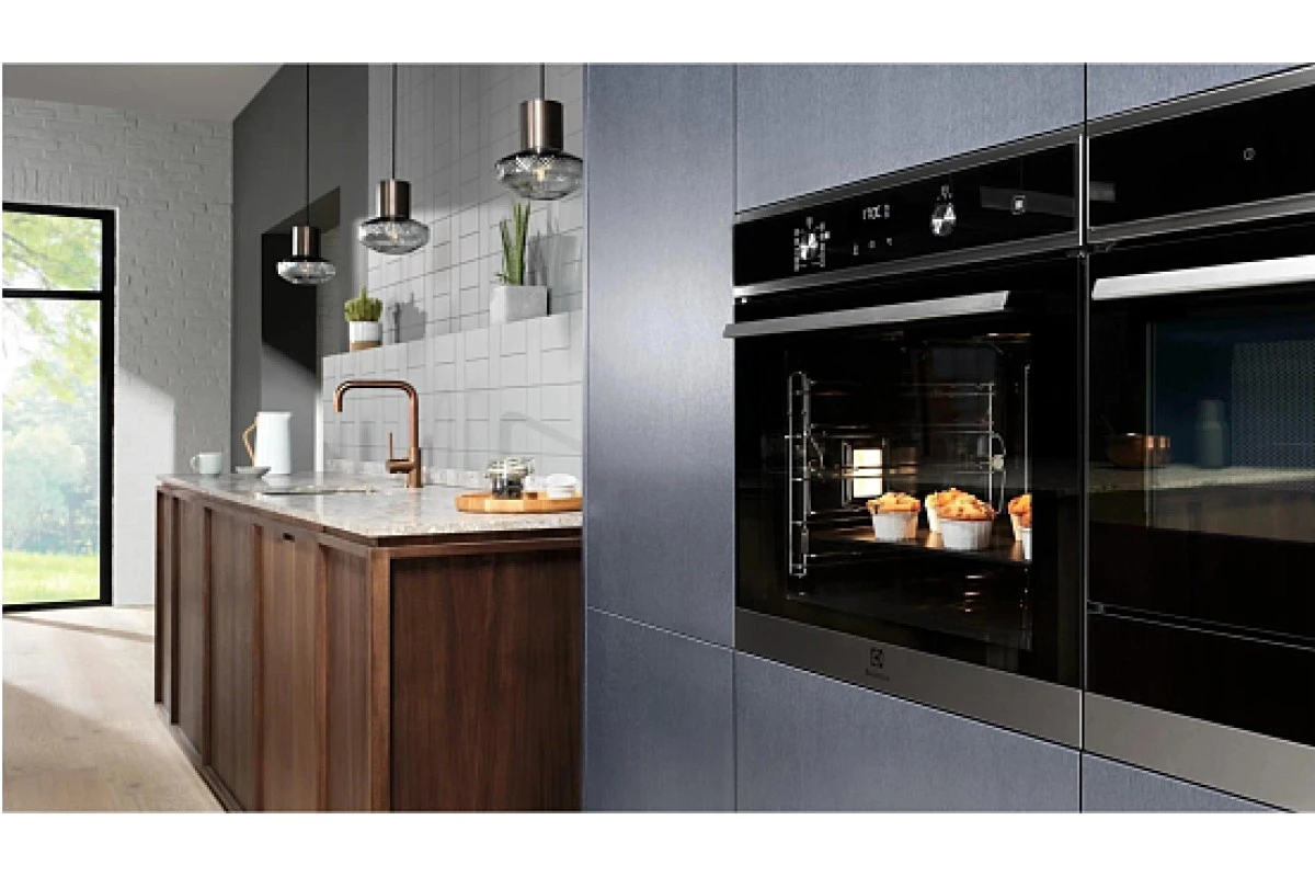 Духовой шкаф Electrolux OEM3H50