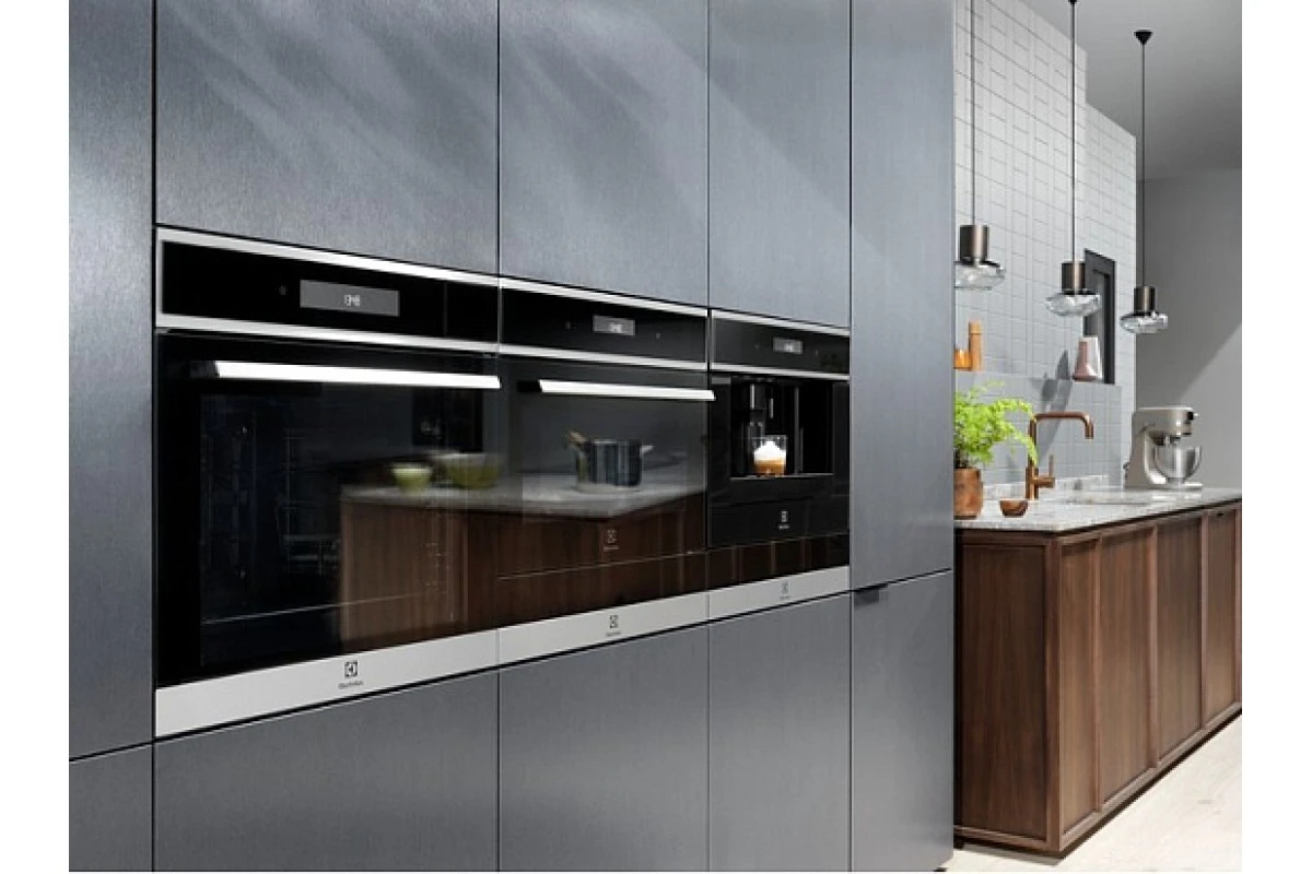 Встраиваемая кофемашина Electrolux EBC65X