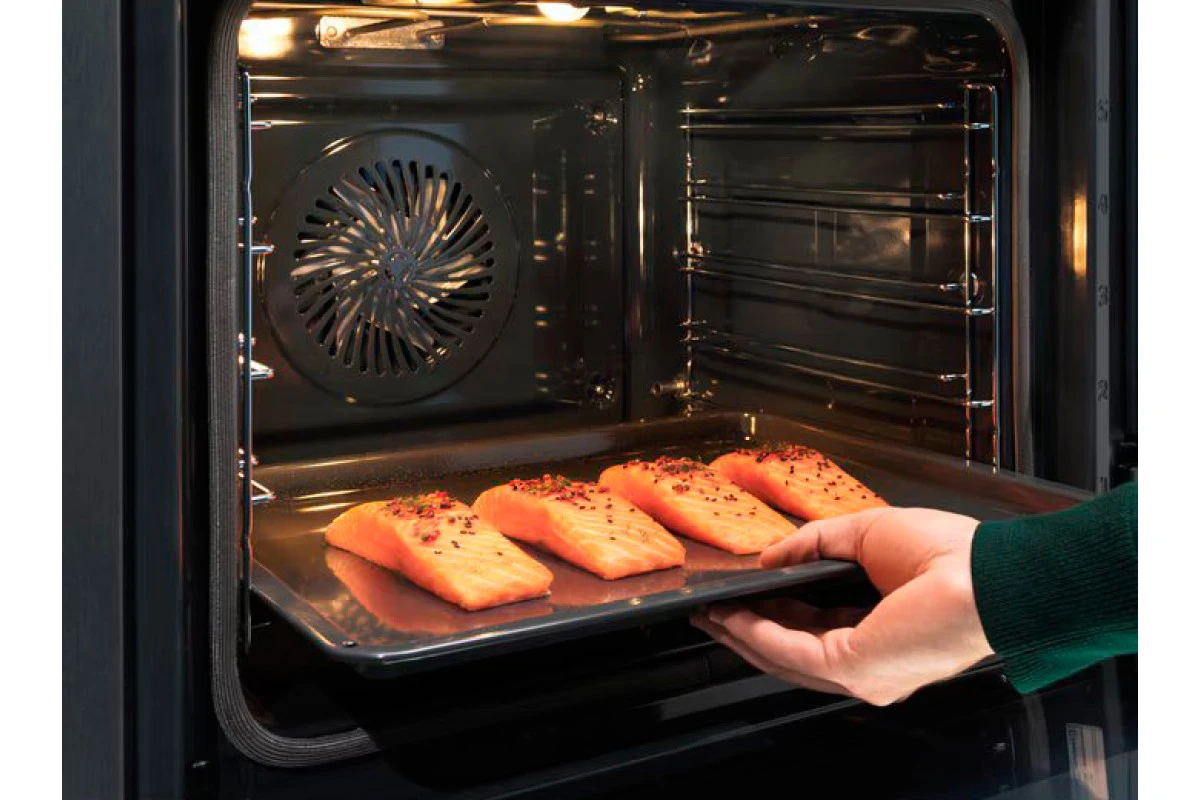 Духовой шкаф Electrolux EOB9S31WX