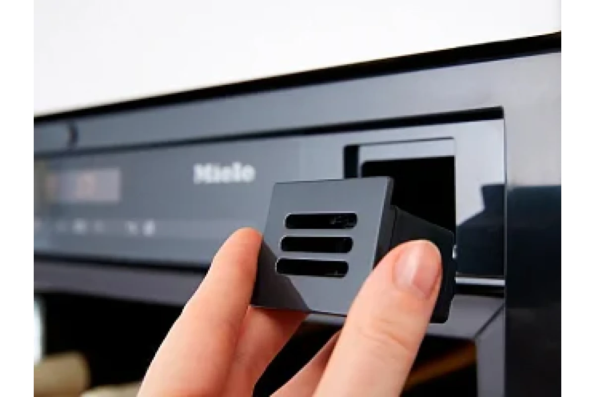 Встраиваемый винный холодильник Miele KWT 6722 iGS OBSW