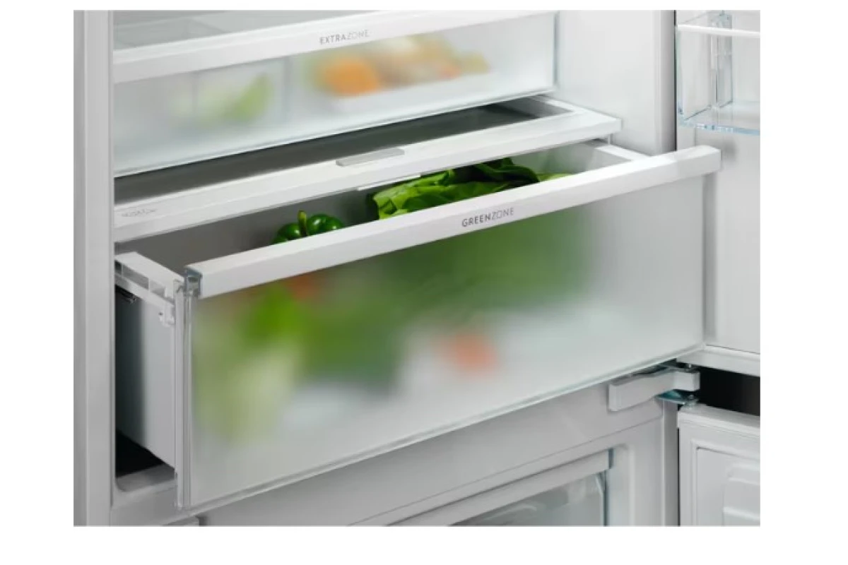 Встраиваемый холодильник Electrolux ENG7TE75S