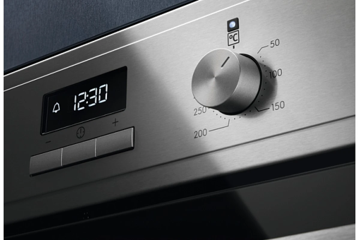 Духовой шкаф Electrolux OED3H50X