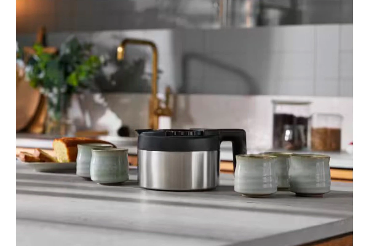 Встраиваемая кофемашина Electrolux EBC85H