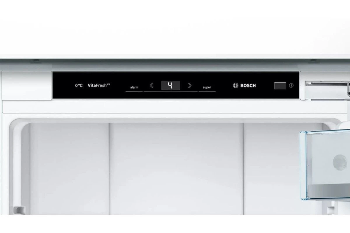 Встраиваемый однокамерный холодильник Bosch KIF81PFE0