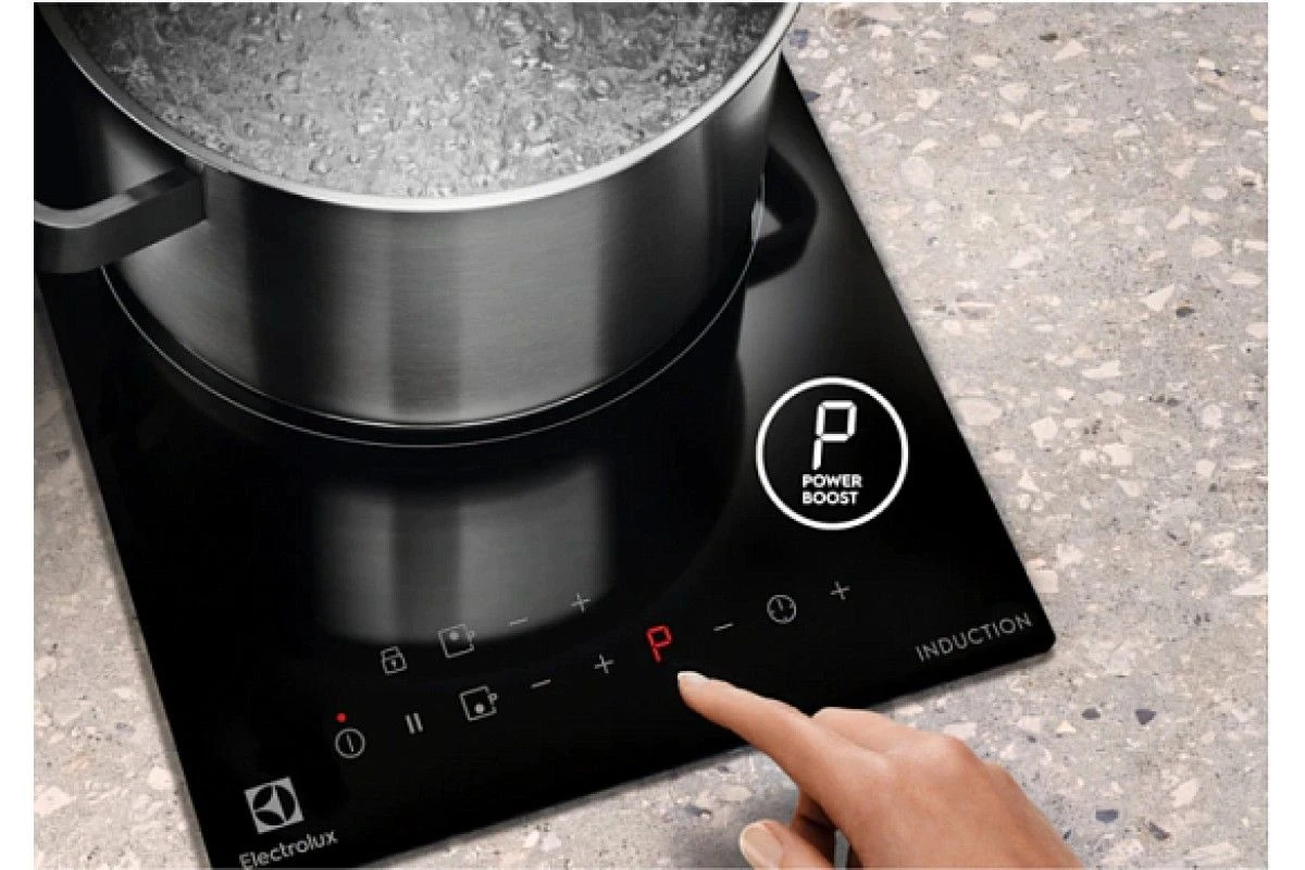 Варочная панель Electrolux LIT 30230 C