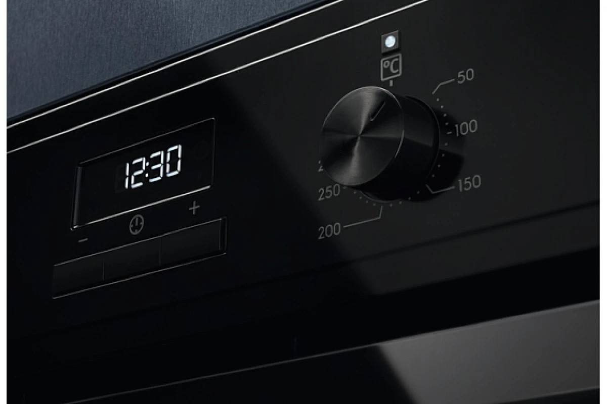 Духовой шкаф Electrolux OED3H50K