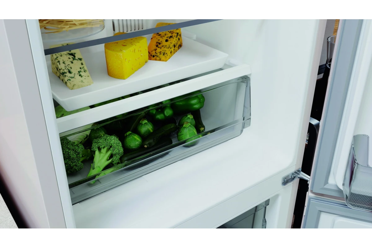 Холодильник Hotpoint HT 5200 AB
