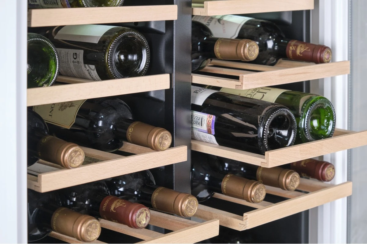 Винный холодильник Cellar Private CP042-2TW