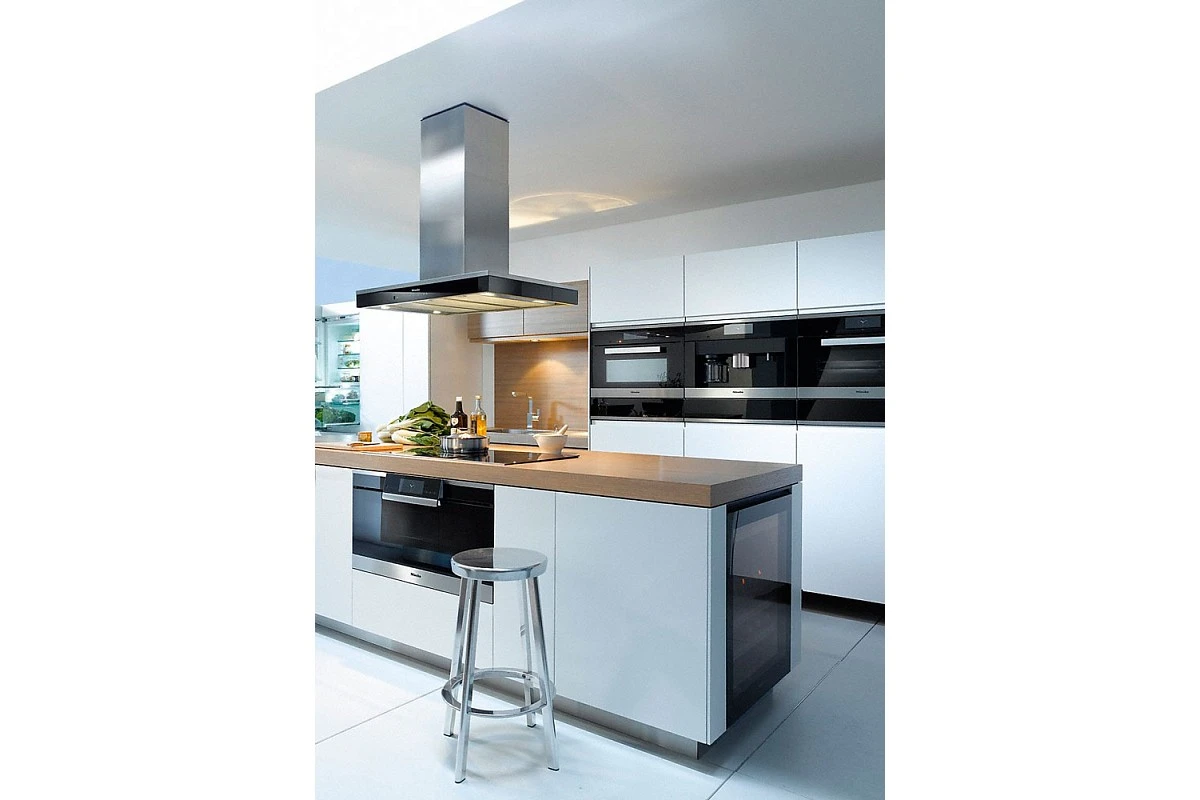 Вытяжка Miele DA 6698 D CLST