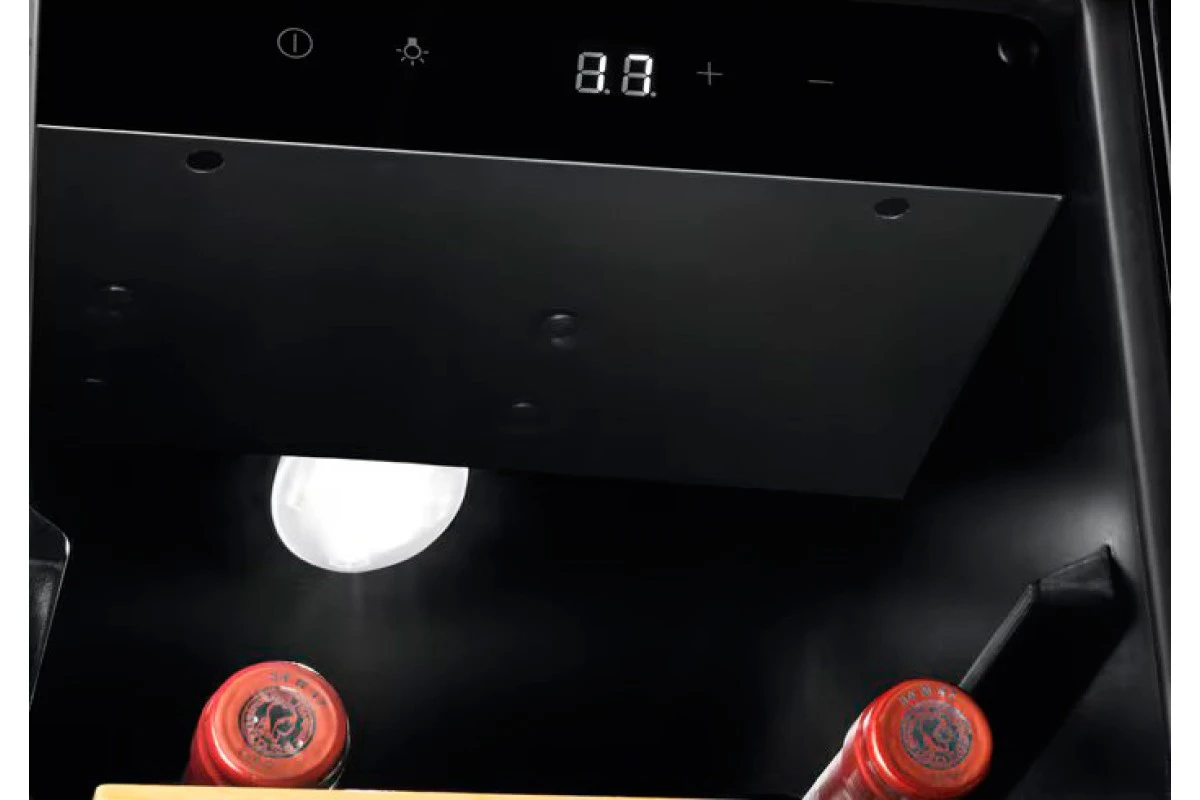 Встраиваемый винный шкаф Electrolux EWS4020B5B